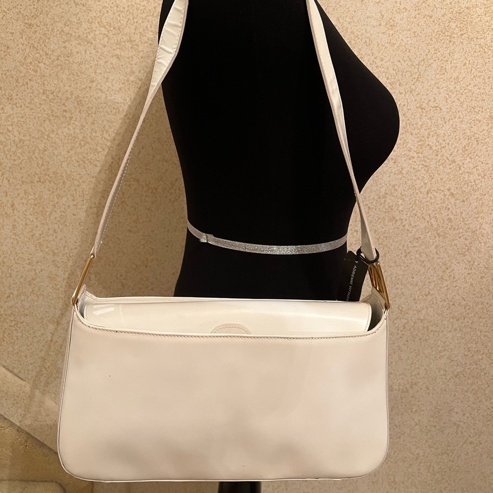 adrienne vittadini white shoulder bag